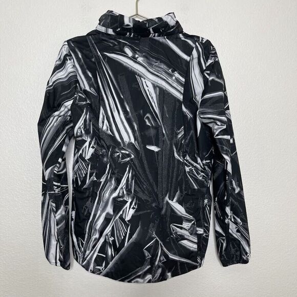 Nike SHIELD Jacket Medium Full-Zip Running Black Mesh Panel Hide Away Hooded - Picture 15 of 15